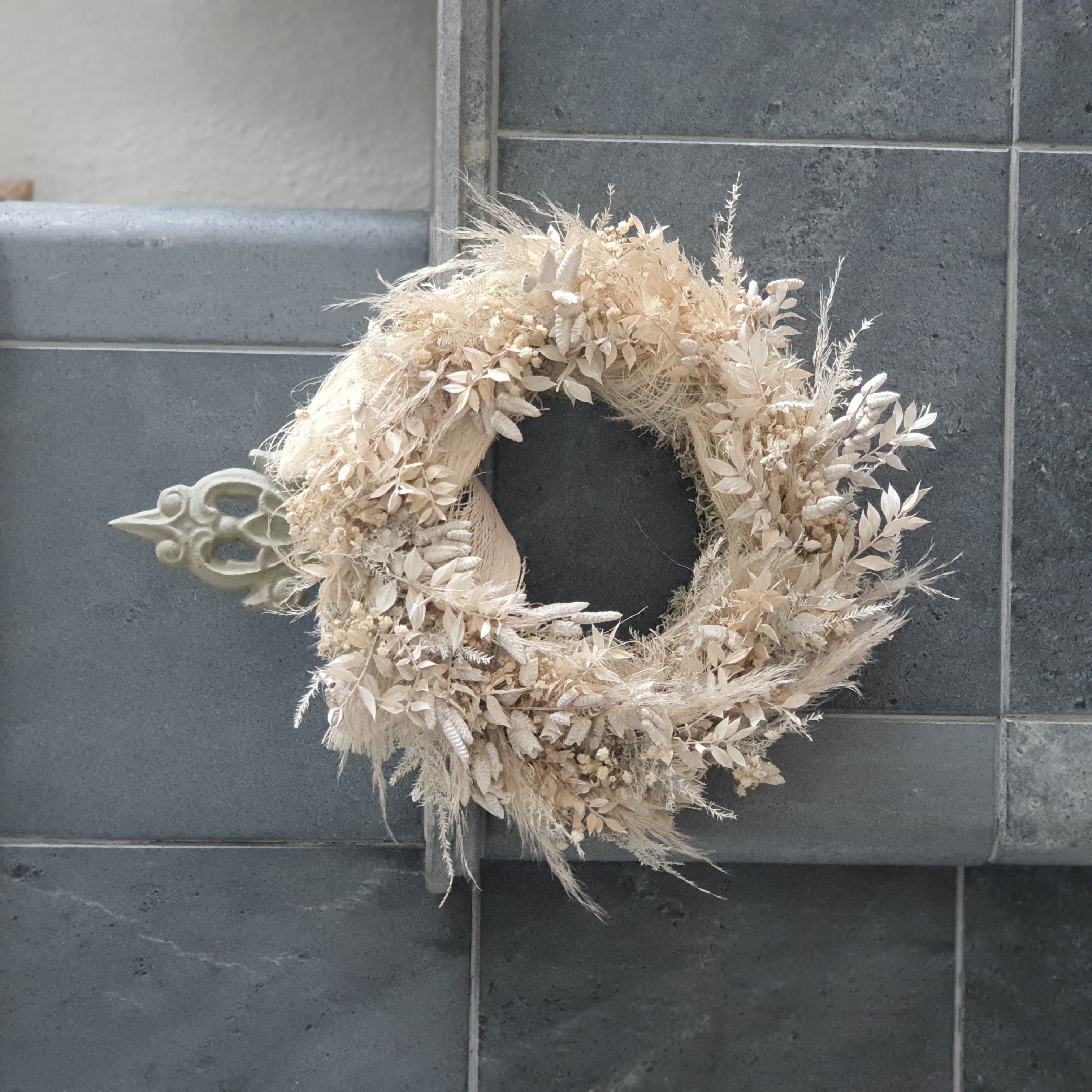 Trockenblumenkranz D.30 cm beige/natur